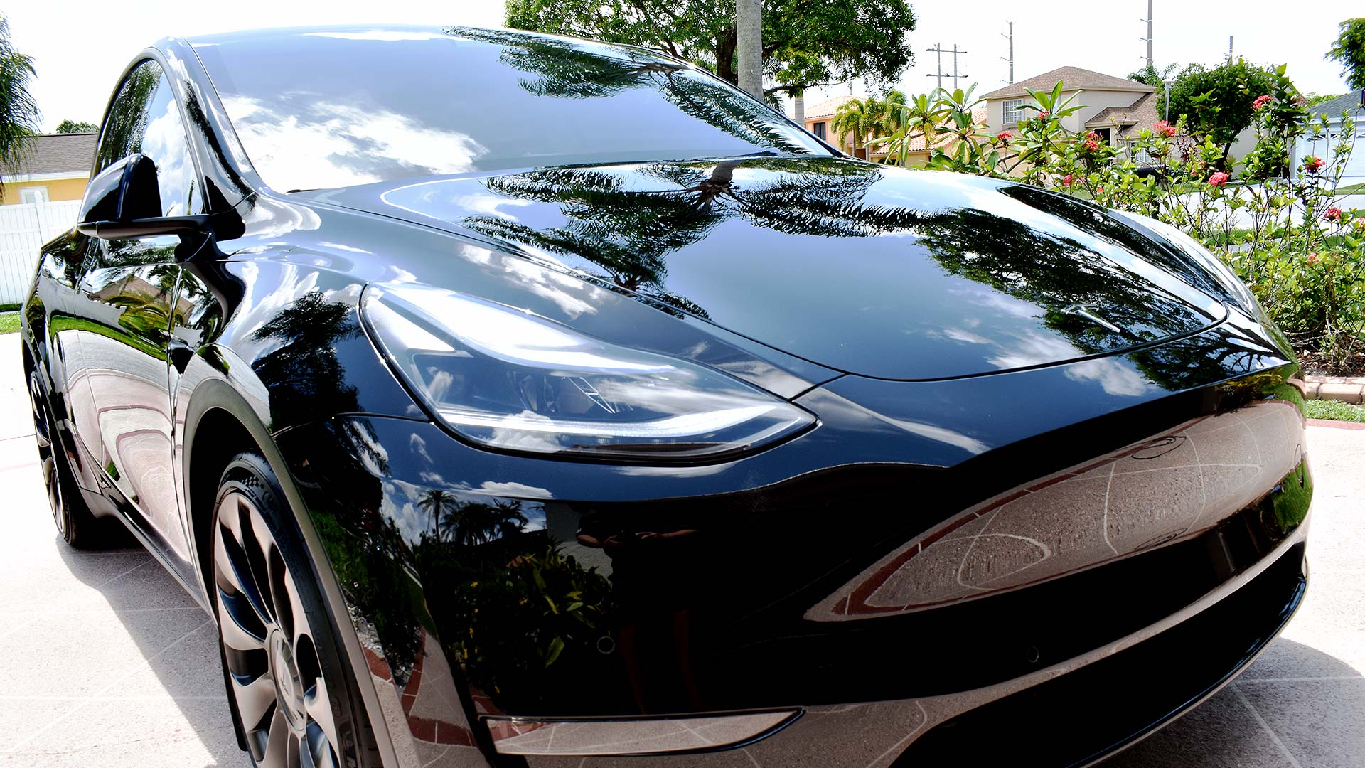 2022 Tesla Model Y Performance Gloss Black - CQUARTZ Finest Reserve Ceramic Coating - A Miracle Detailing Boynton Beach