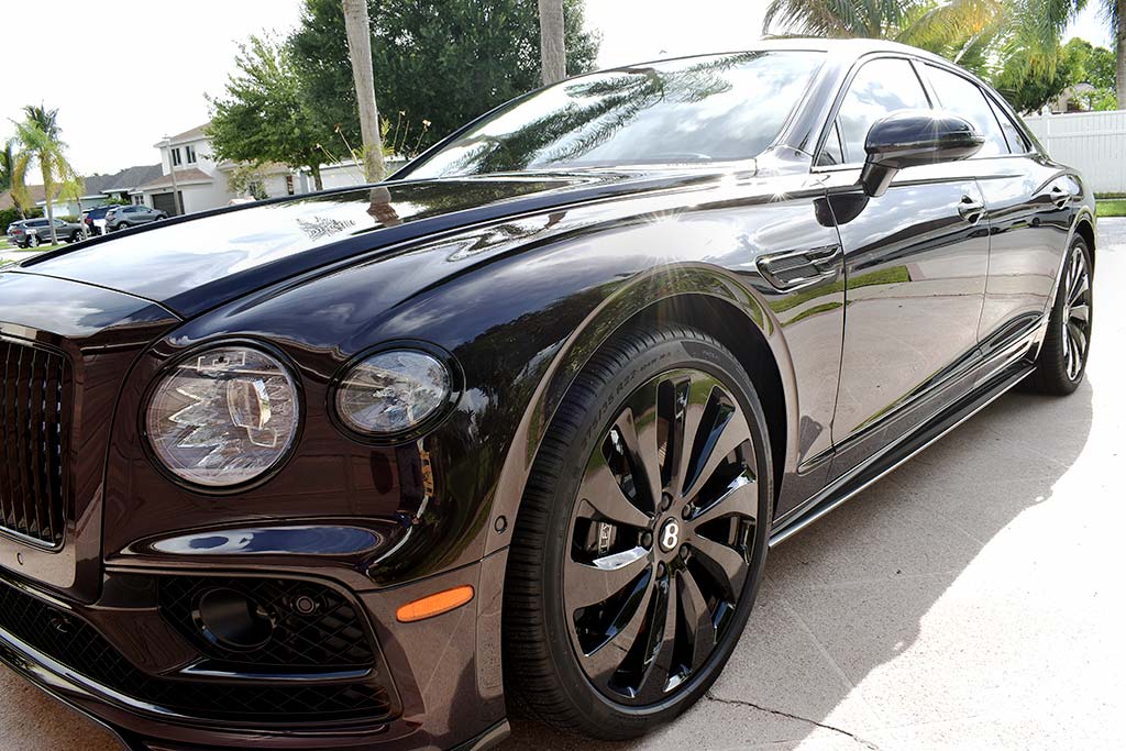 2021-Bentley-Flying-Spur-3.jpg