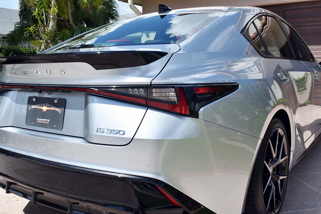 2026-Lexus-IS-350-F-Sport--Iridium-Silver-99.jpg